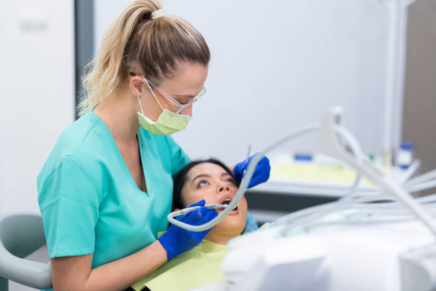 Best Emergency Tooth Extraction in Lumbine, CO